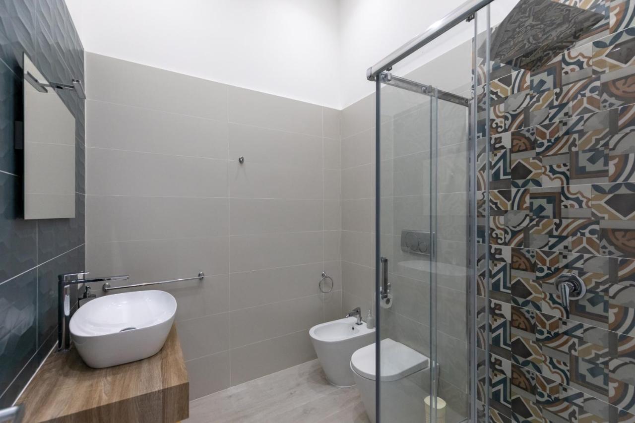 My Brilliant Home With Jacuzzi 2 Steps From St Toledo Наполи Екстериор снимка