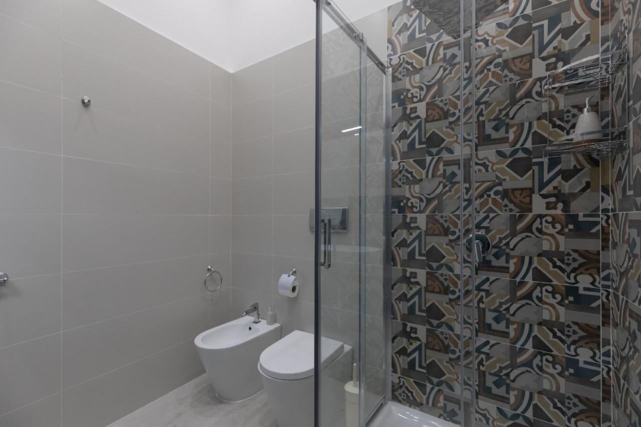 My Brilliant Home With Jacuzzi 2 Steps From St Toledo Наполи Екстериор снимка